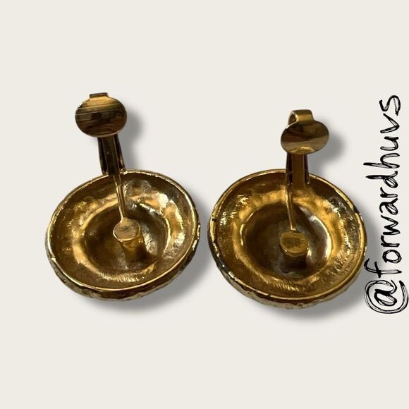 Gold-Tone Clip-On Earrings with Green Center - Picture 5 of 7